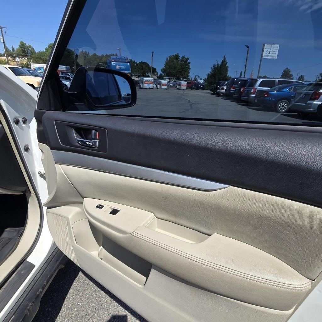 Subaru Outback  2012