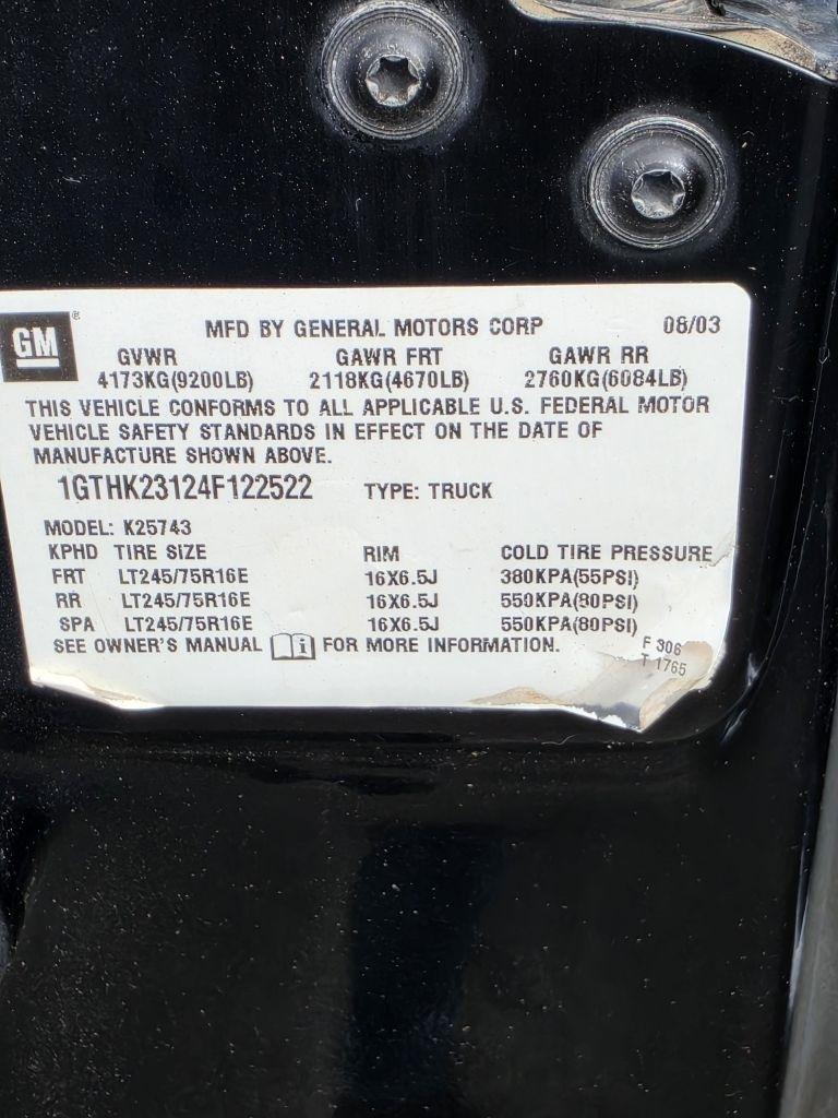 GMC Sierra 2500HD  2004