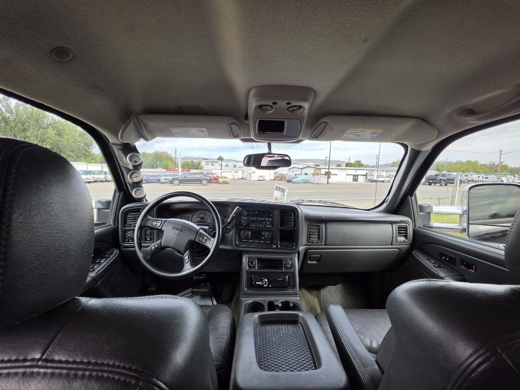 GMC Sierra 2500HD  2004