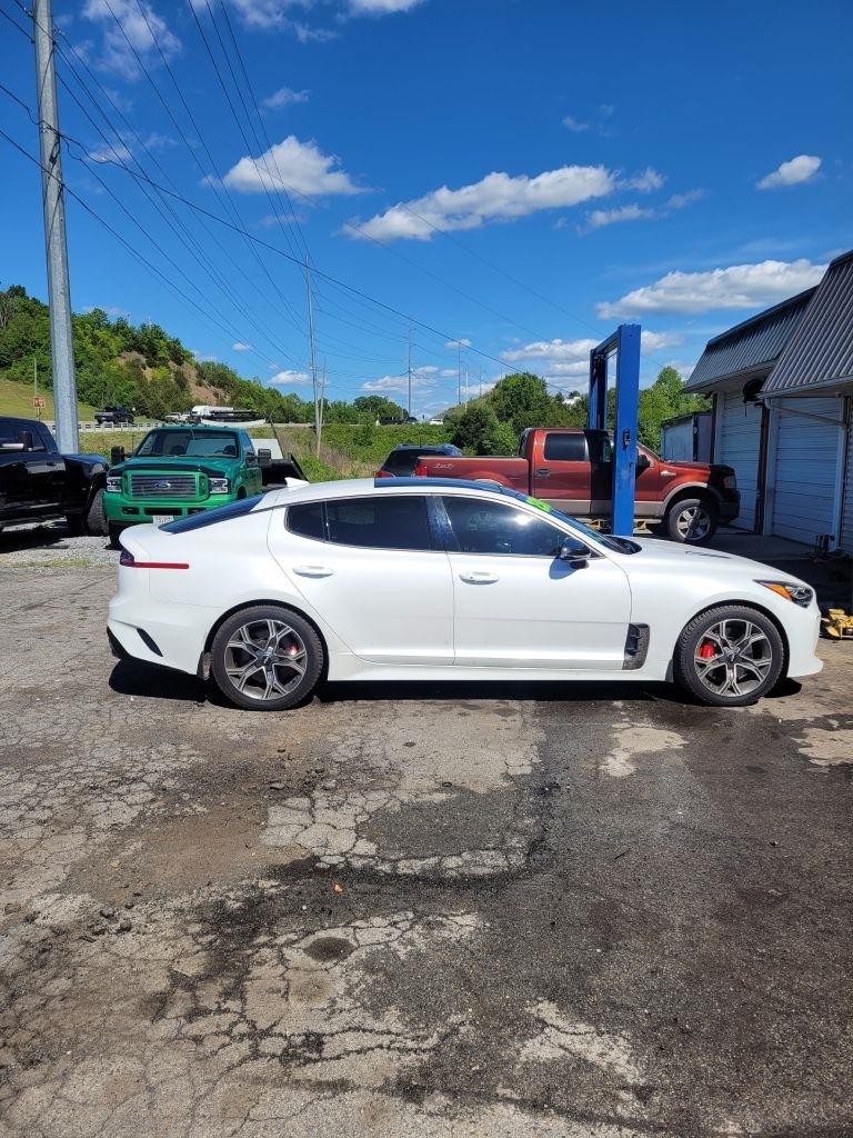 2019 Kia Stinger GT2