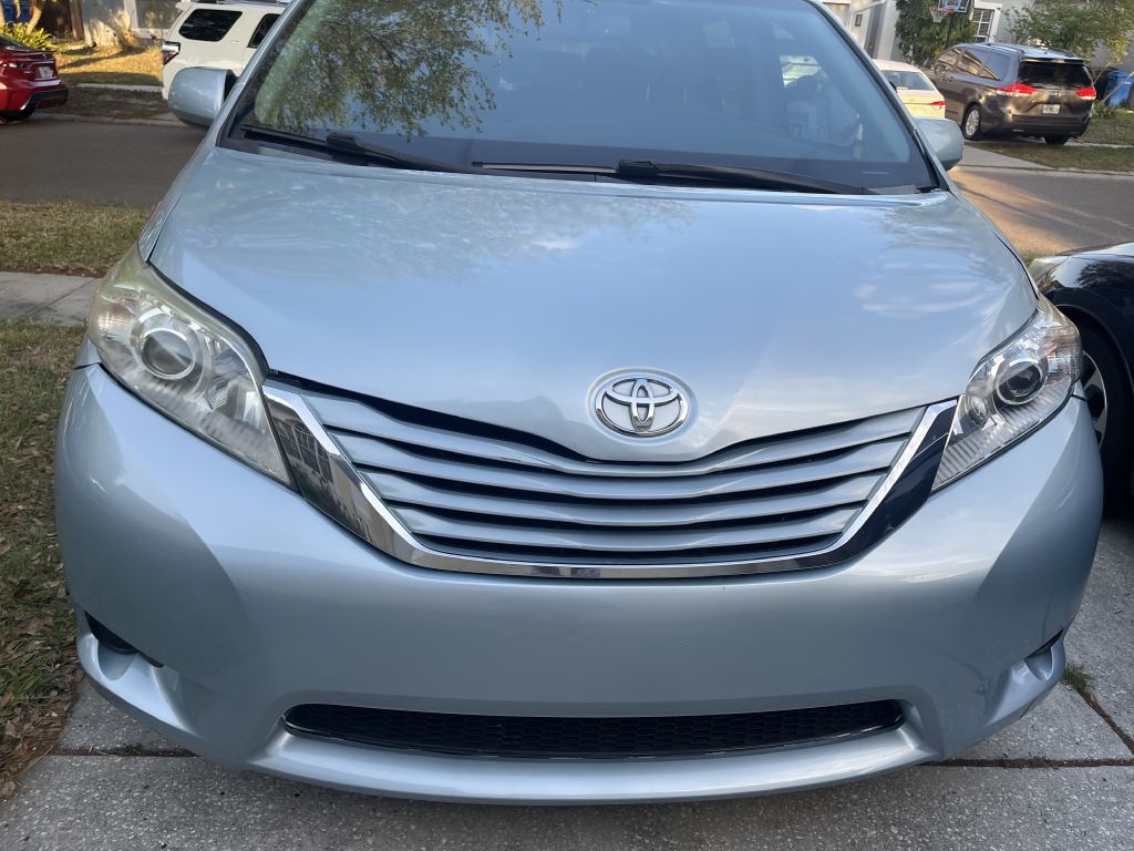 2015 Toyota Sienna LE