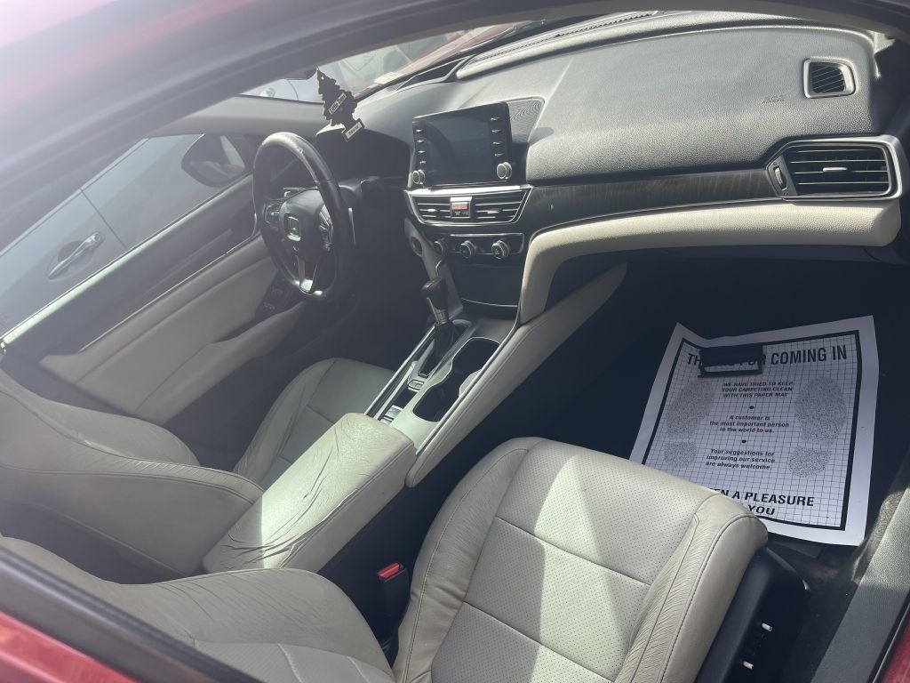 Honda Accord Touring CVT 2018 Honda Accord Touring CVT 2018