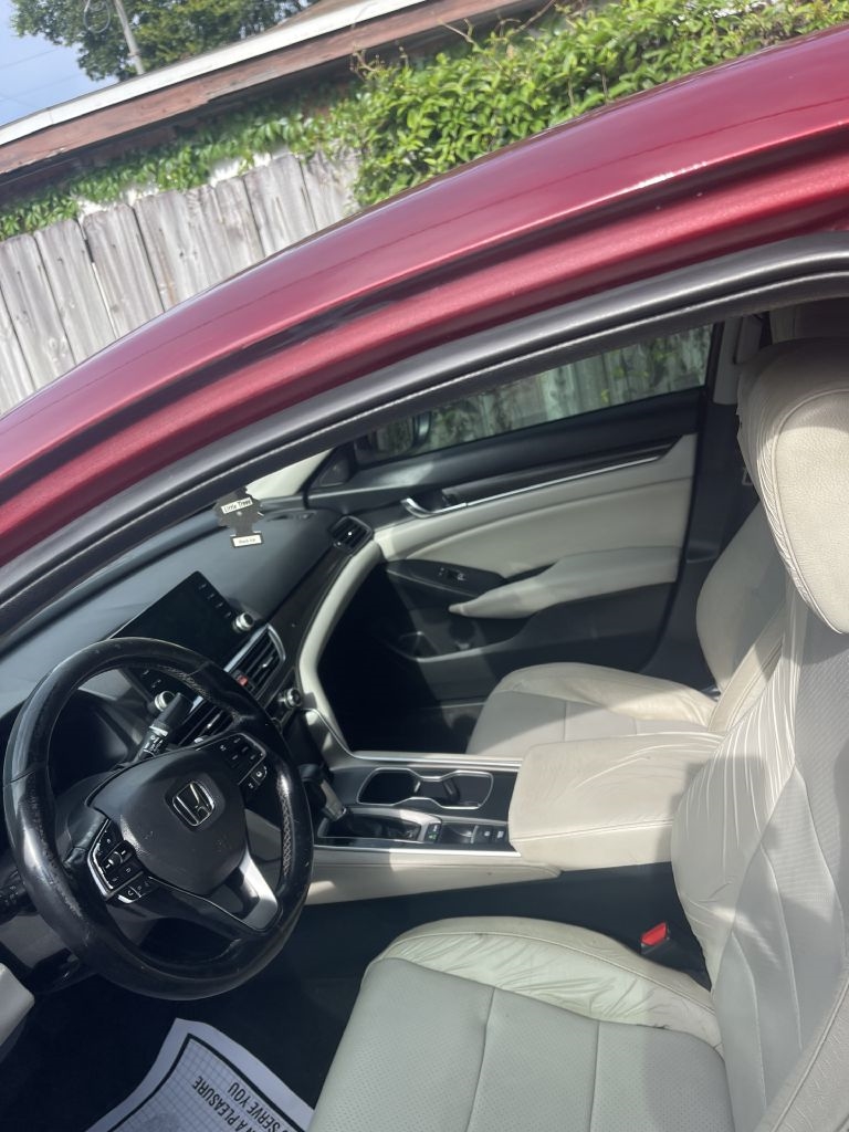 Honda Accord Touring CVT 2018 Honda Accord Touring CVT 2018