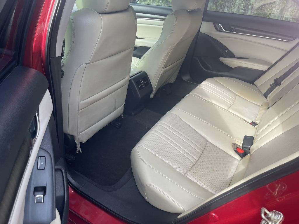 Honda Accord Touring CVT 2018 Honda Accord Touring CVT 2018