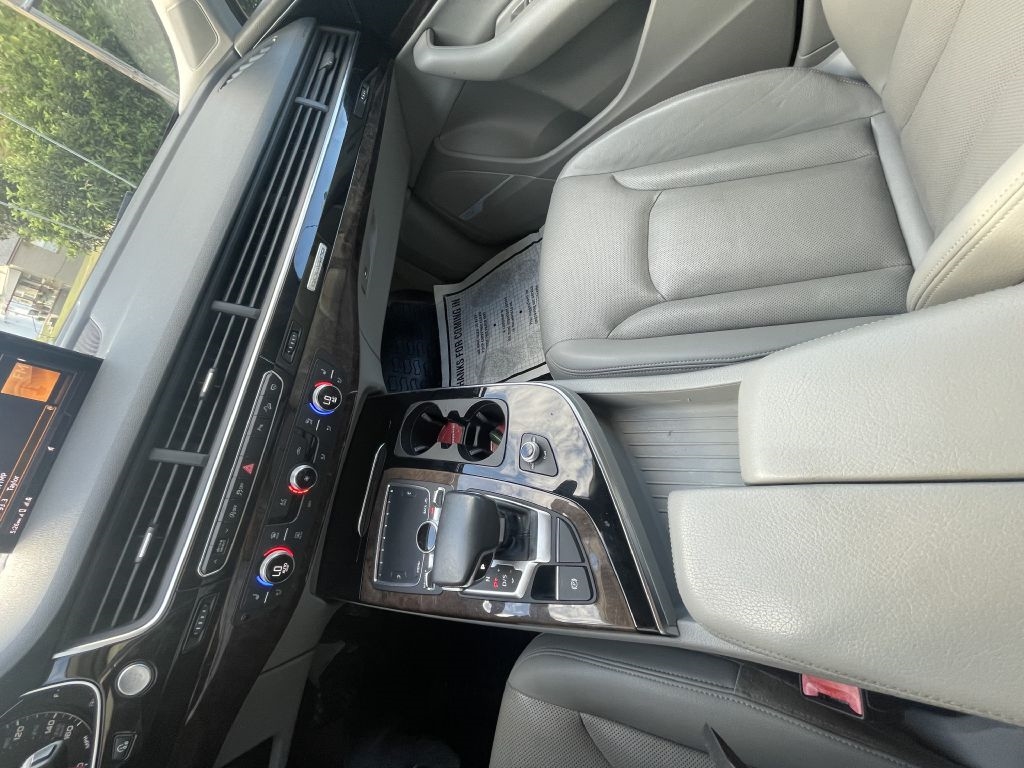 Audi Q7 3.0 Premium Plus quattro 2018 Audi Q7 3.0 Premium Plus quattro 2018