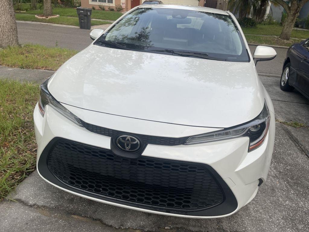 Toyota Corolla LE 2021