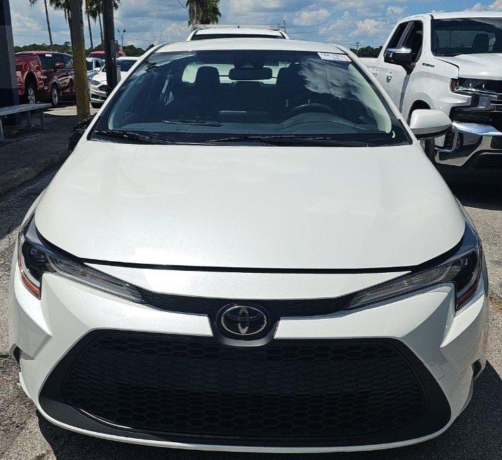 Toyota Corolla LE 2021