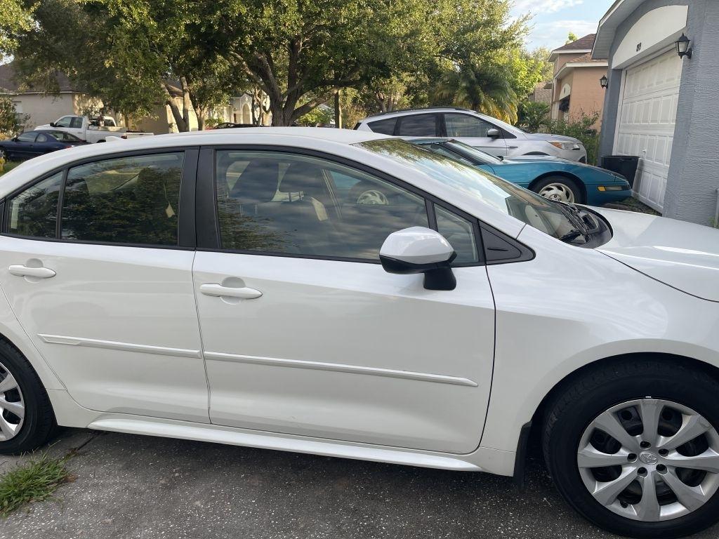 Toyota Corolla LE 2021