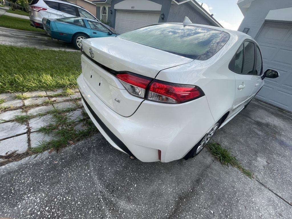 Toyota Corolla LE 2021