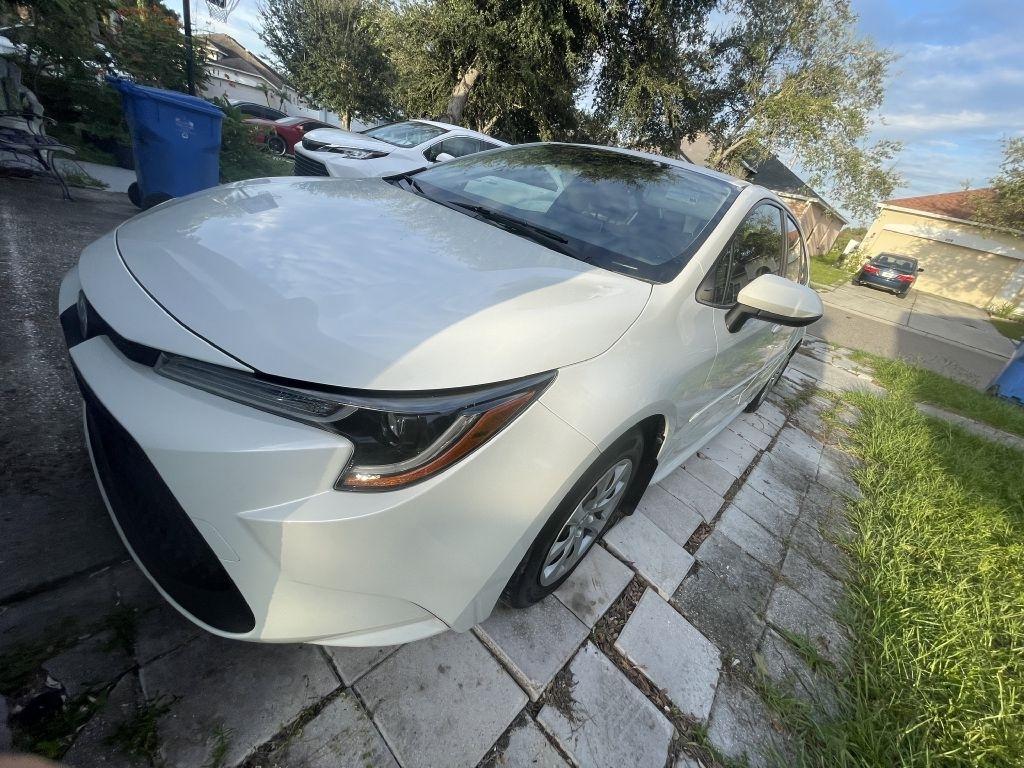 Toyota Corolla LE 2021