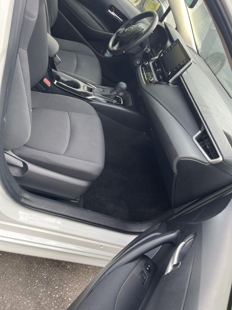 Toyota Corolla LE 2021