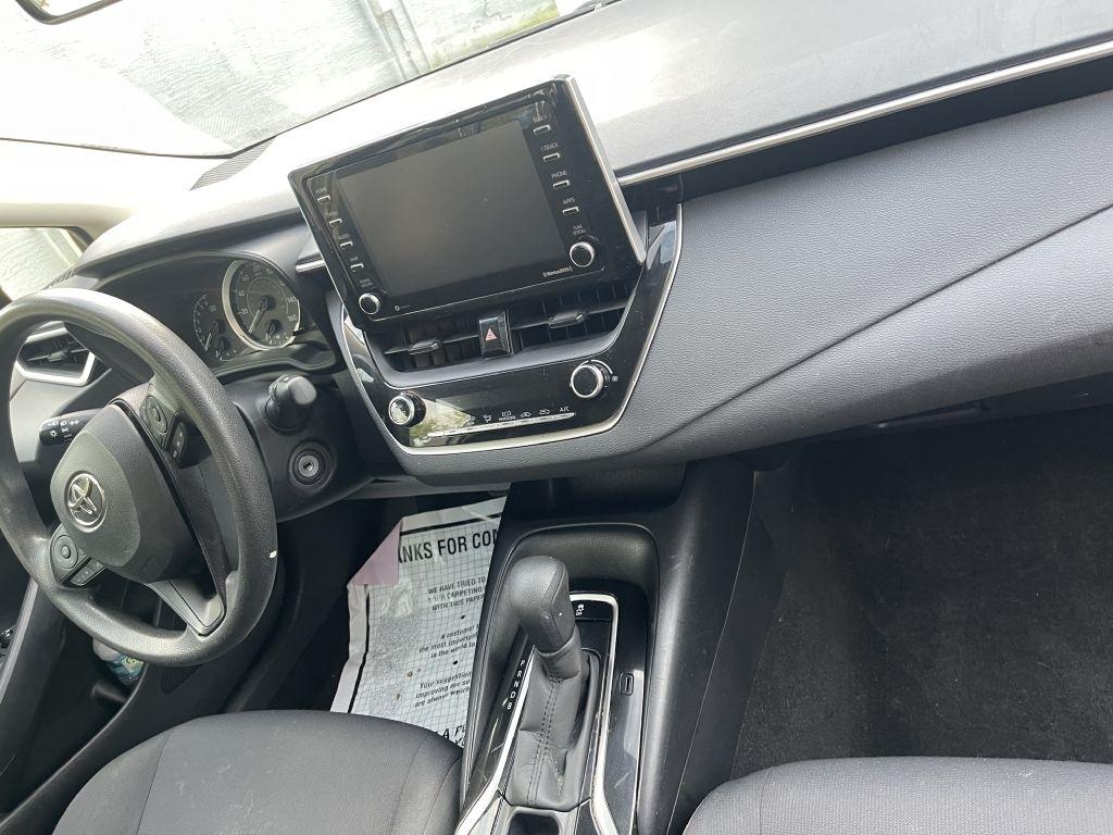 Toyota Corolla LE 2021