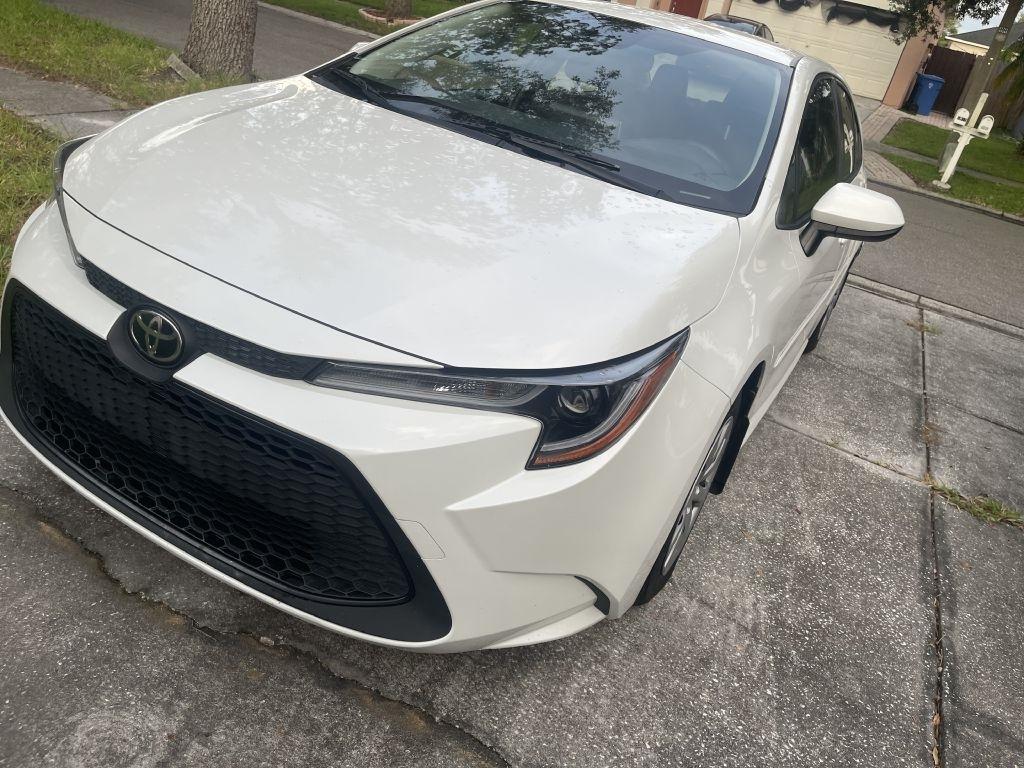 Toyota Corolla LE 2021