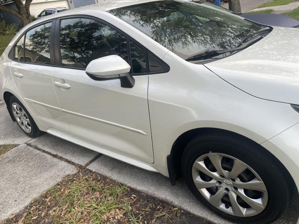 Toyota Corolla LE 2021