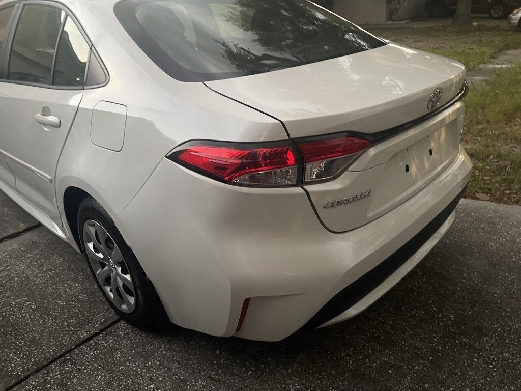 Toyota Corolla LE 2021