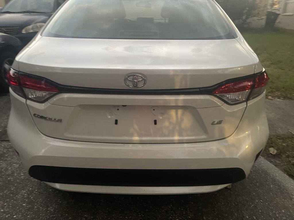 Toyota Corolla LE 2021