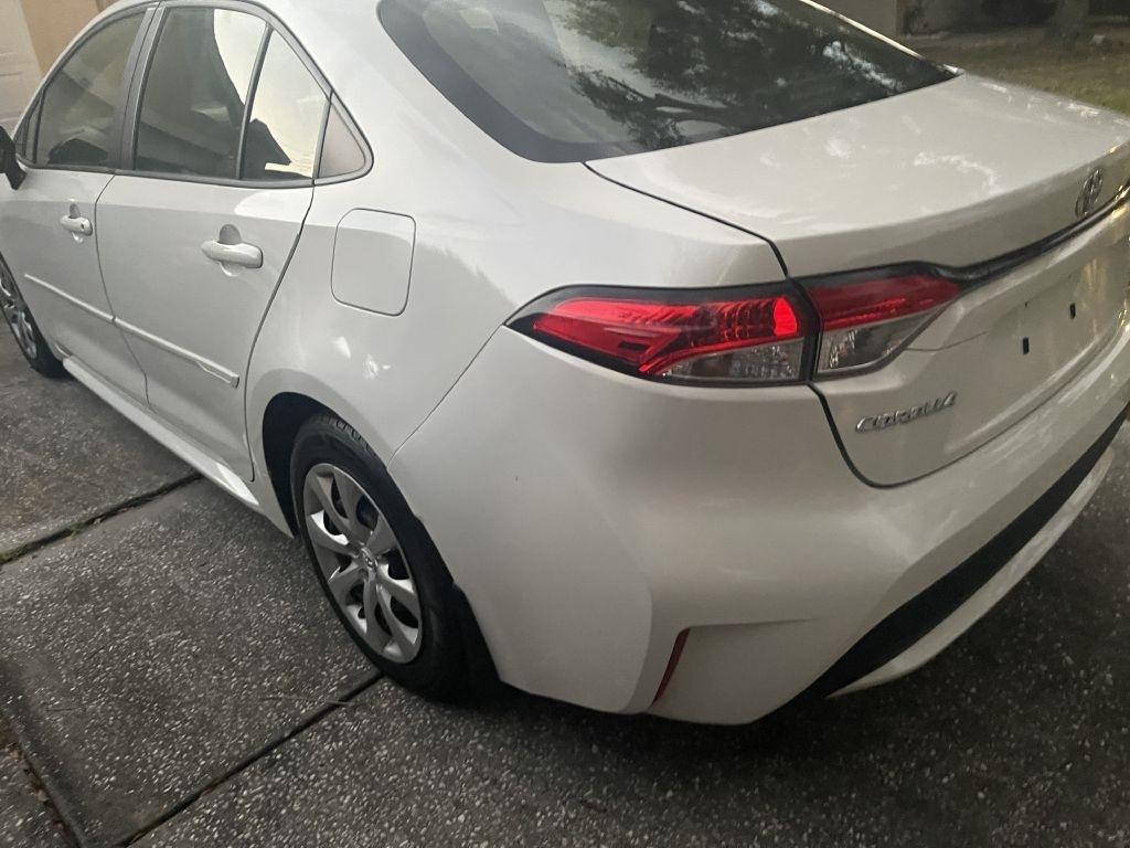 Toyota Corolla LE 2021
