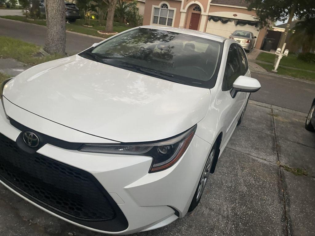 Toyota Corolla LE 2021