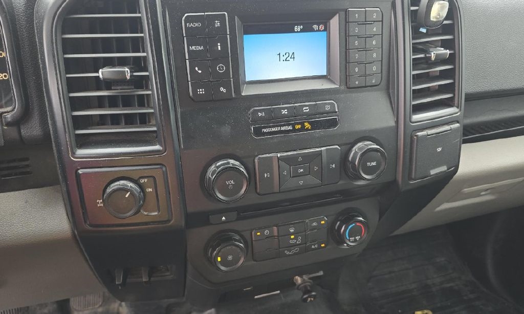 Ford F-150 XL SuperCab 8-ft. 2WD 2018