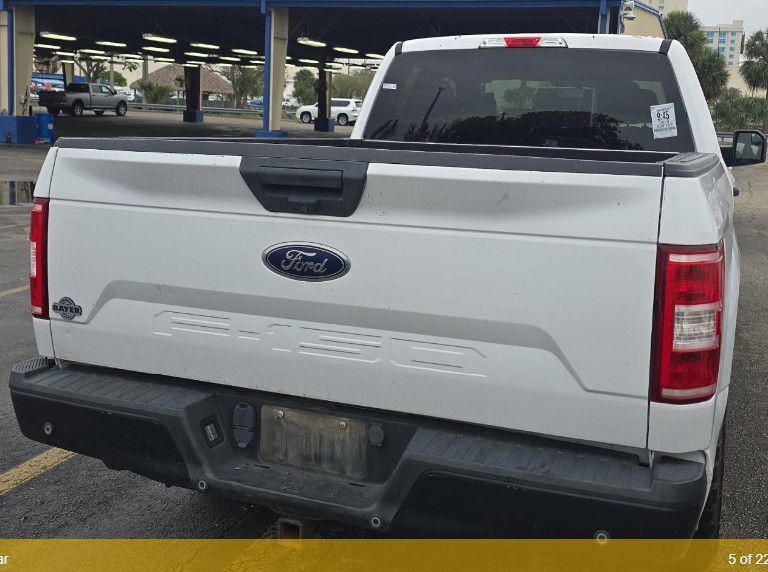 Ford F-150 XL SuperCab 8-ft. 2WD 2018