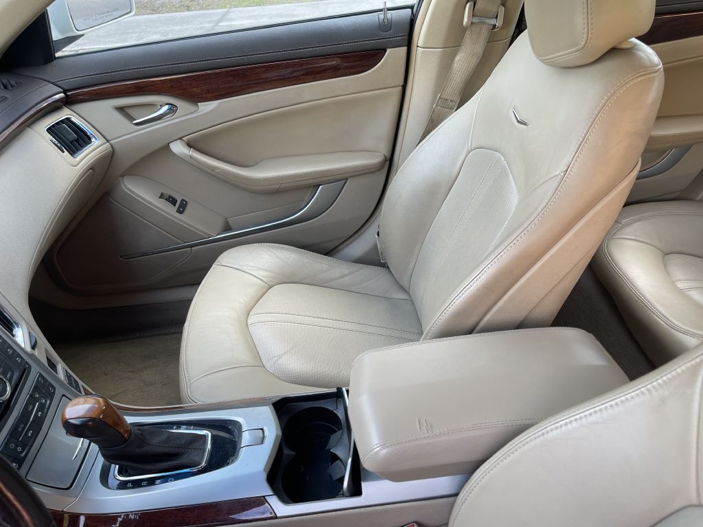 Cadillac CTS Luxury AWD 2012