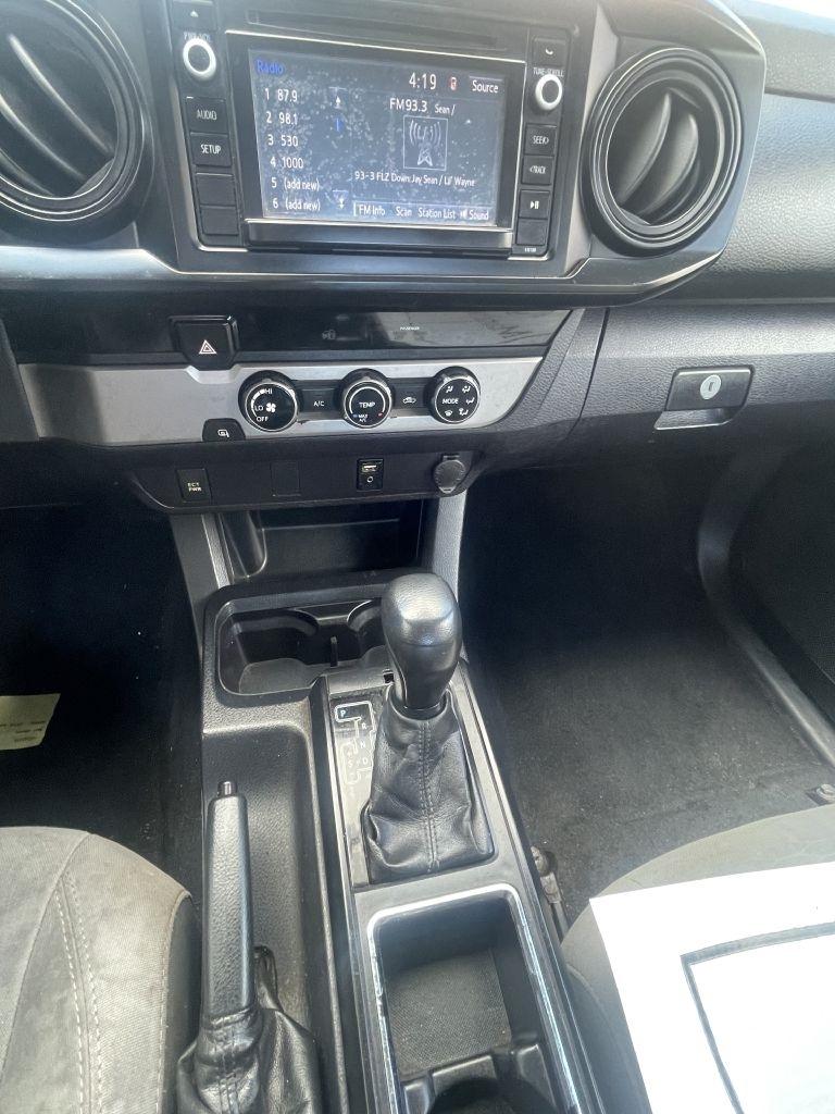 Toyota Tacoma SR5 Access Cab I4 6AT 2WD 2017