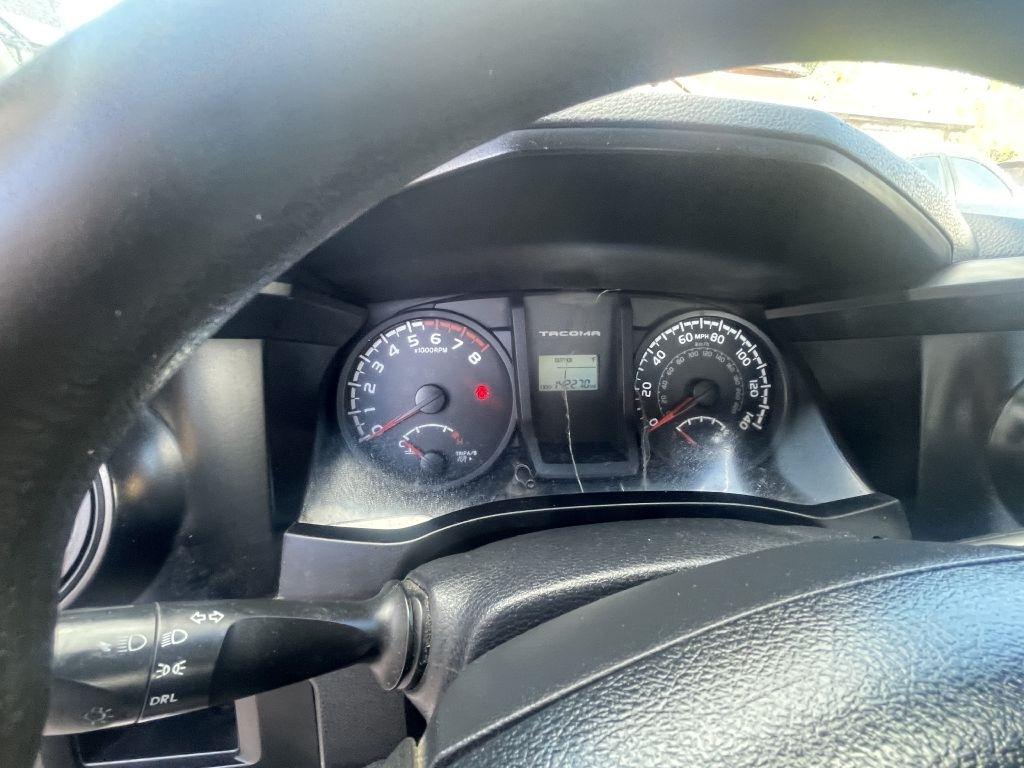 Toyota Tacoma SR5 Access Cab I4 6AT 2WD 2017