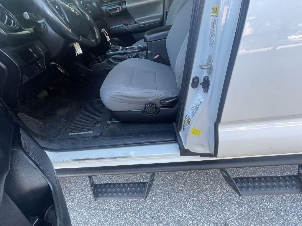 Toyota Tacoma SR5 Access Cab I4 6AT 2WD 2016