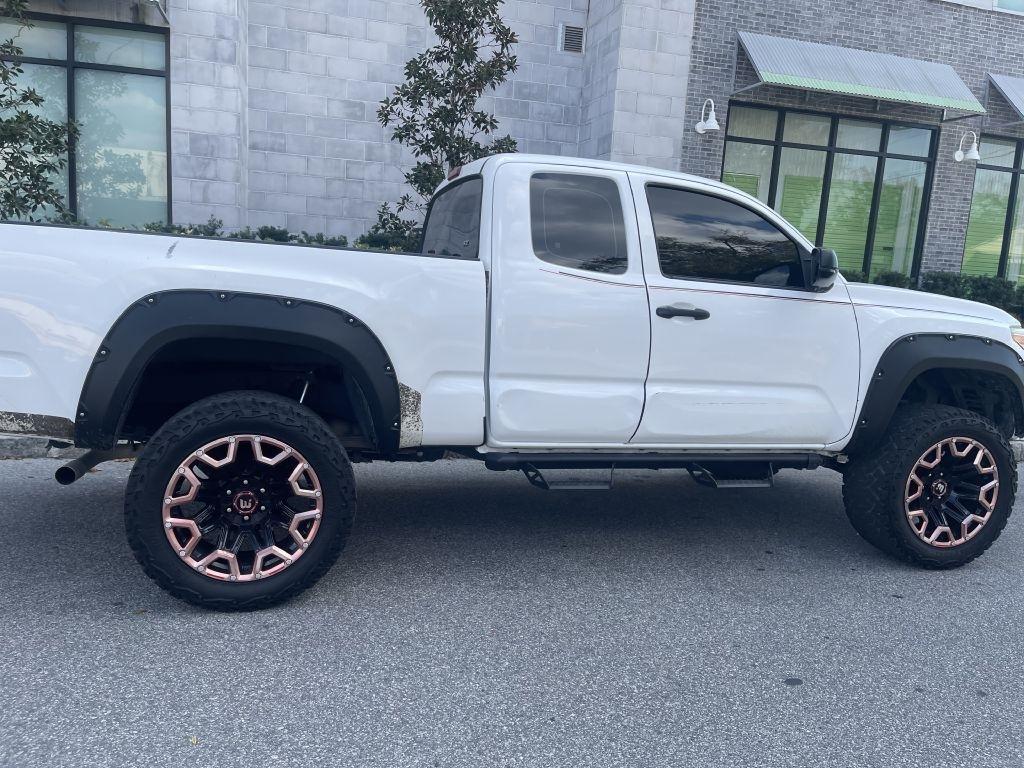 Toyota Tacoma SR5 Access Cab I4 6AT 2WD 2016