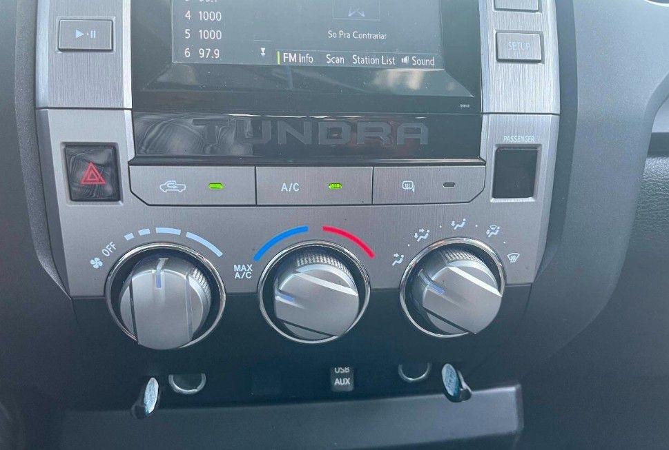 Toyota Tundra SR5 4.6L V8 Double Cab 2WD 2016