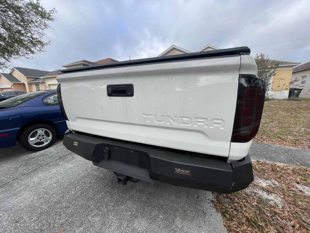 Toyota Tundra SR5 4.6L V8 Double Cab 2WD 2016