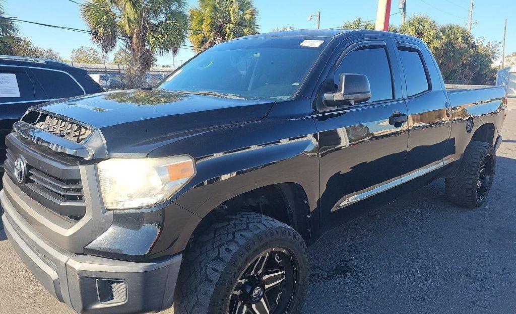 Toyota Tundra SR5 4.6L V8 Double Cab 2WD 2016