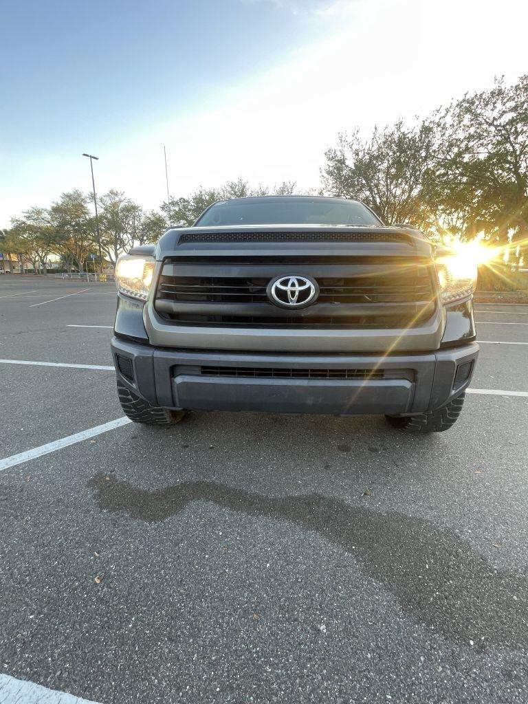 Toyota Tundra SR5 4.6L V8 Double Cab 2WD 2016