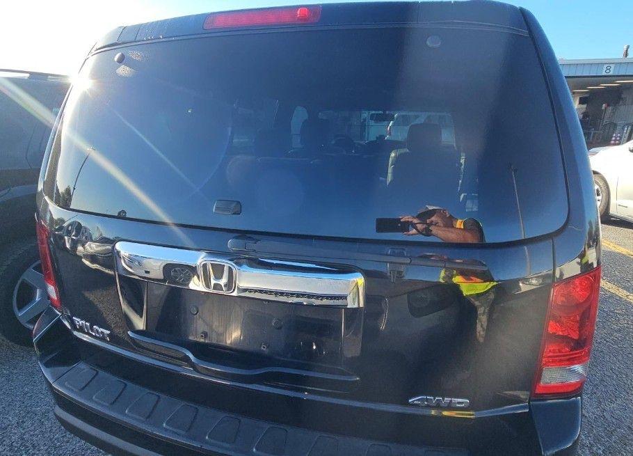 Honda Pilot EX-L 4WD 5-Spd AT with DVD 2011