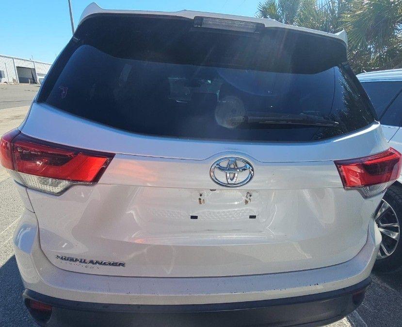 Toyota Highlander LE FWD I4 2018