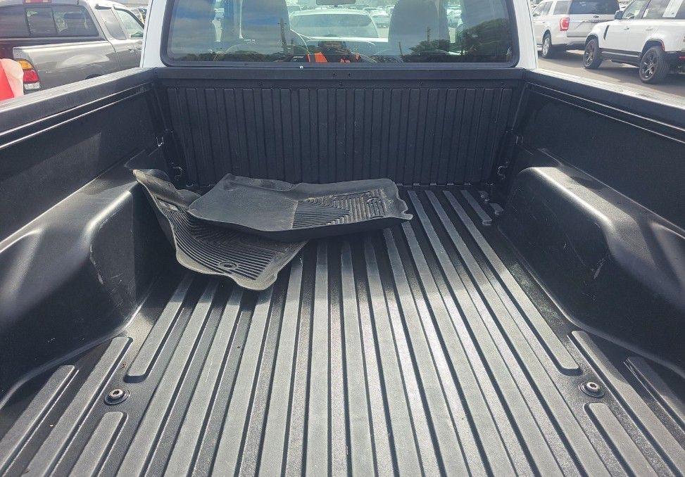 Toyota Tacoma SR5 Access Cab I4 6AT 2WD 2018