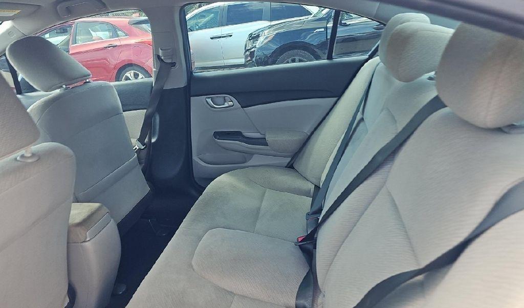 Honda Civic LX Sedan 5-Speed AT 2013