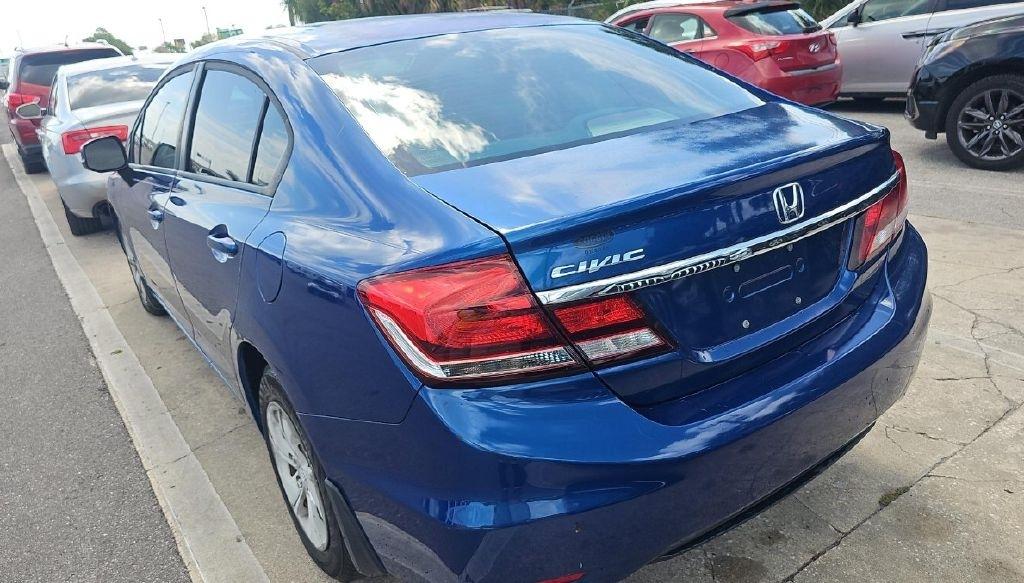 Honda Civic LX Sedan 5-Speed AT 2013