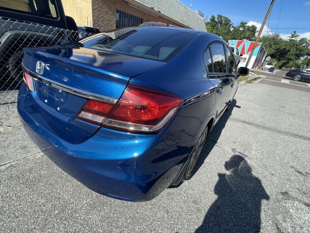 Honda Civic LX Sedan 5-Speed AT 2013