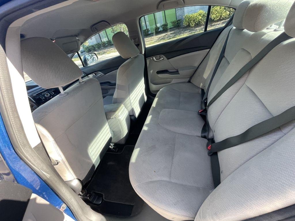 Honda Civic LX Sedan 5-Speed AT 2013