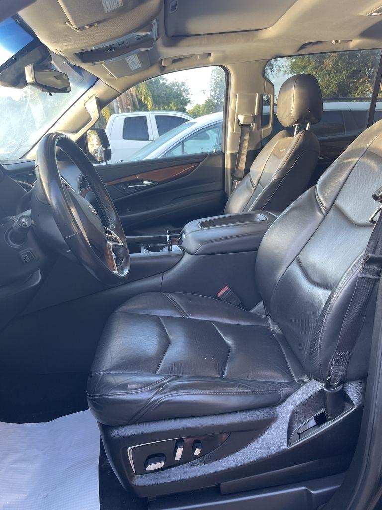 Cadillac Escalade ESV 2WD Luxury 2020