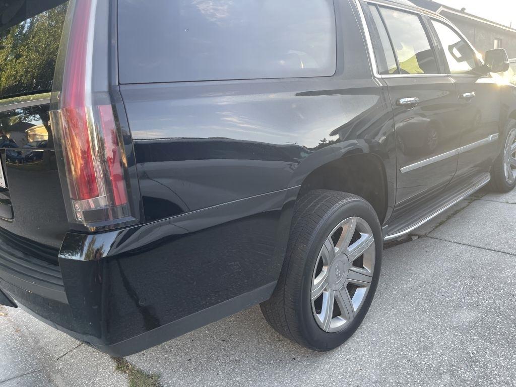 Cadillac Escalade ESV 2WD Luxury 2020