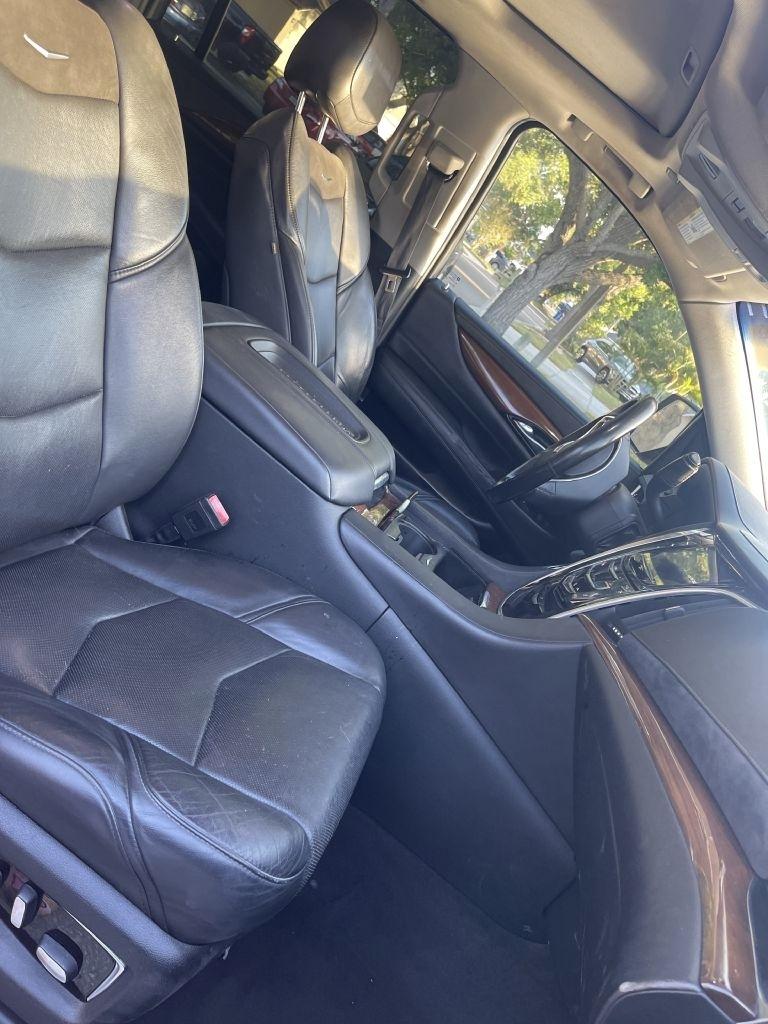 Cadillac Escalade ESV 2WD Luxury 2020