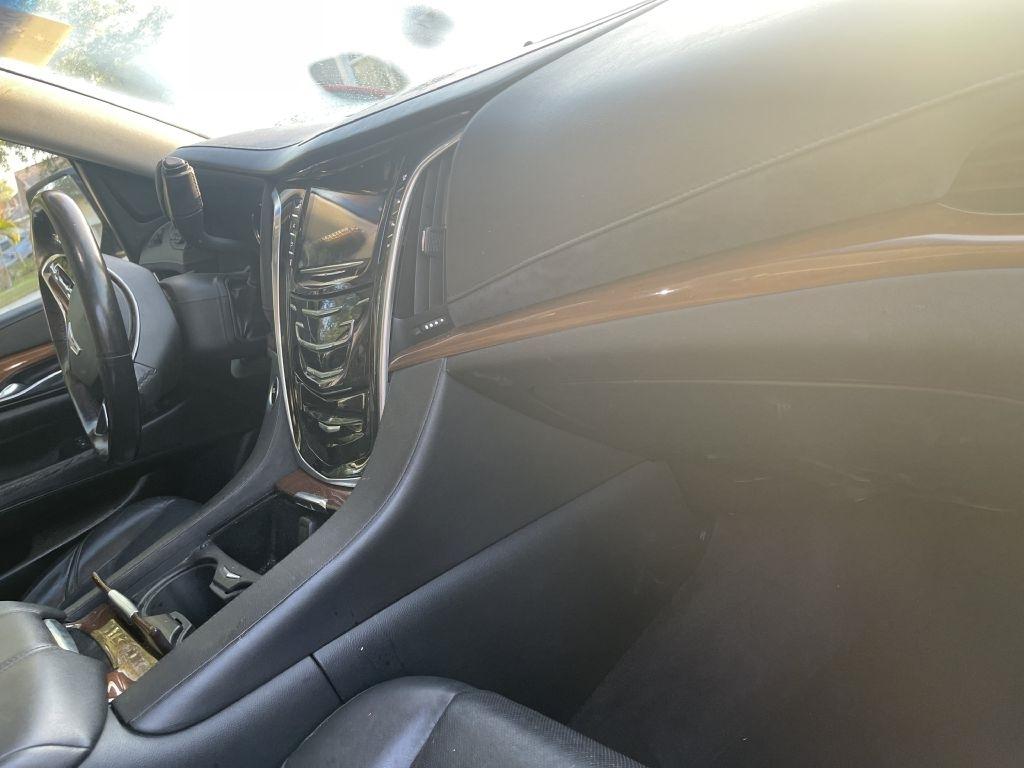 Cadillac Escalade ESV 2WD Luxury 2020