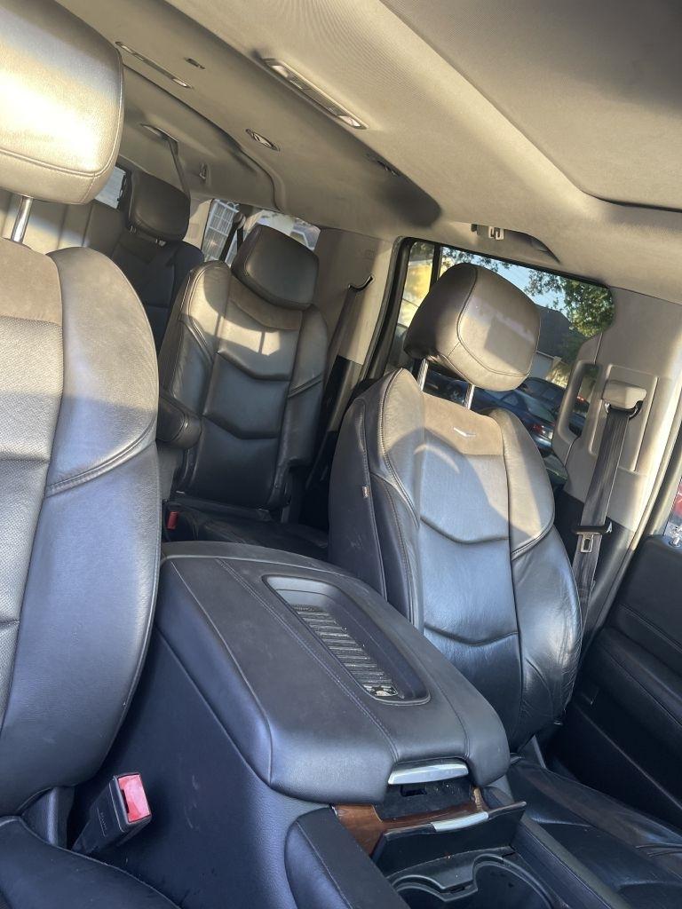 Cadillac Escalade ESV 2WD Luxury 2020