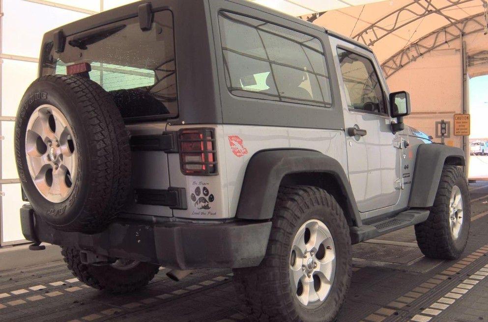 Jeep Wrangler Sport 4WD 2015