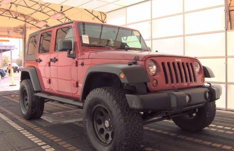 Jeep Wrangler Unlimited Sport 4WD 2010