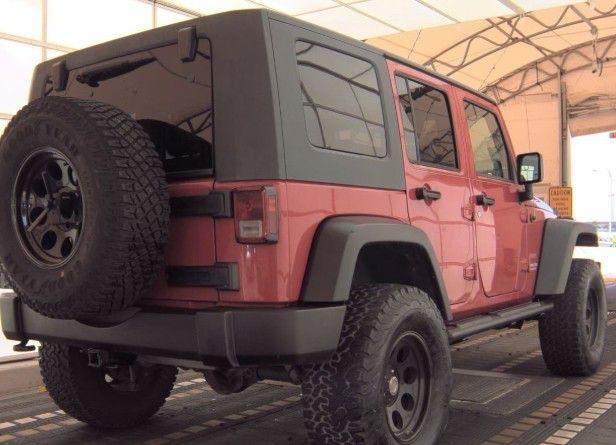 Jeep Wrangler Unlimited Sport 4WD 2010