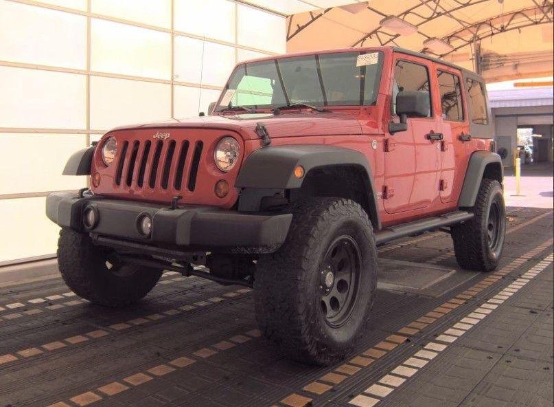 Jeep Wrangler Unlimited Sport 4WD 2010