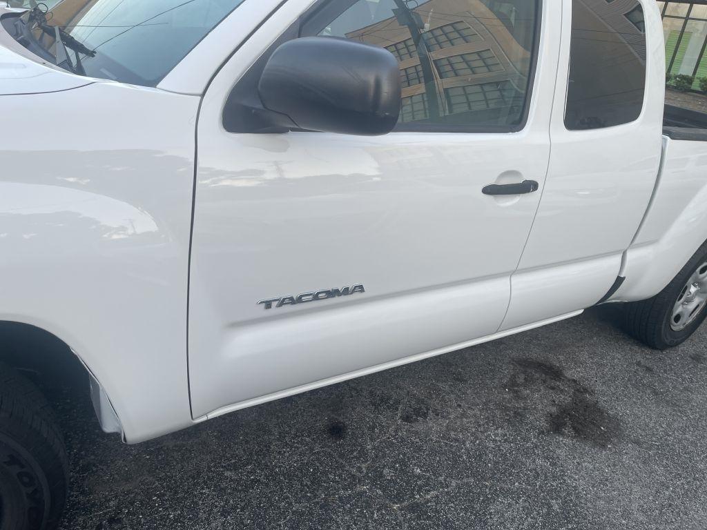 Toyota Tacoma Access Cab 2WD 2011